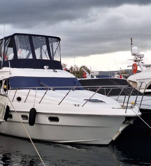 Sealine T47